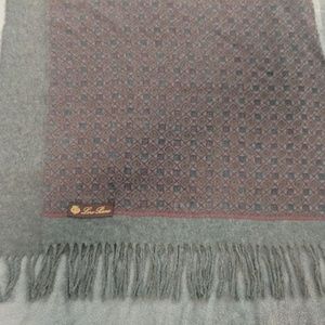 Loro Piana' Men's cashmere scarf